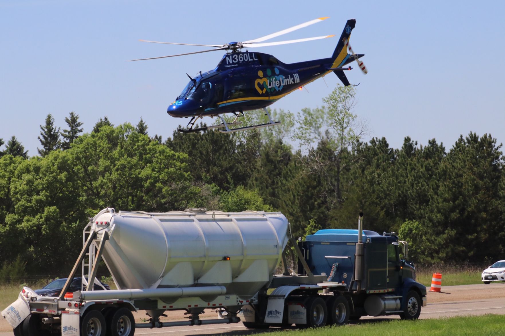 5-27 crash helicopter
